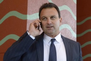 Drew Rosenhaus is one of the most well known sports agents in the world (Credit: Phelan Ebenhack/Associated Press)